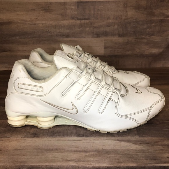nike shox triple white